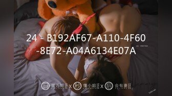 近距離手持鏡頭無套爆操巨乳素顔女友 來回高潮叠起 多姿勢打樁