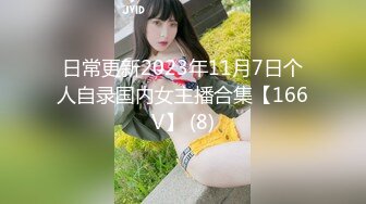 宾馆里双飞两美女姿势任摆还让拍照