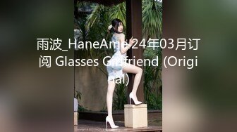 8-28鸭哥寻欢约啪极品可爱女神，见到大鸡巴无套也愿意，操出白浆