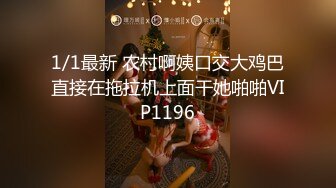 （原创）分开双腿露出挑衅镜头的小母狗