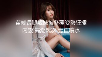 商场女厕蹲守长相精致蓝裙小美妞❤️肥嫩的馒头穴尿起来像天女散花