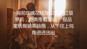 【新片速遞】   已经是宝妈的护理师和相好的偷情❤️被老公发现愤而曝光她的真面目